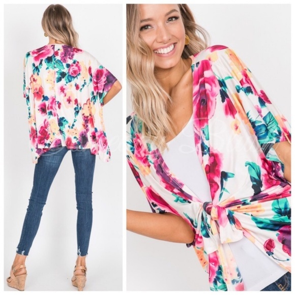 Ivory Floral Short Sleeve Cardigan - Picture 3 of 3